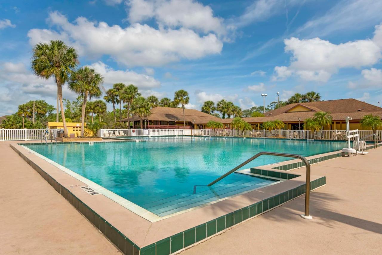 Best Western International Speedway Hotel Daytona Beach Eksteriør bilde